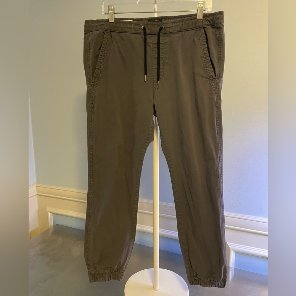Jack and Jones - Men’s - cotton joggers